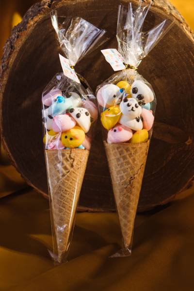 Cartoon Meringue Cookie (Cone)