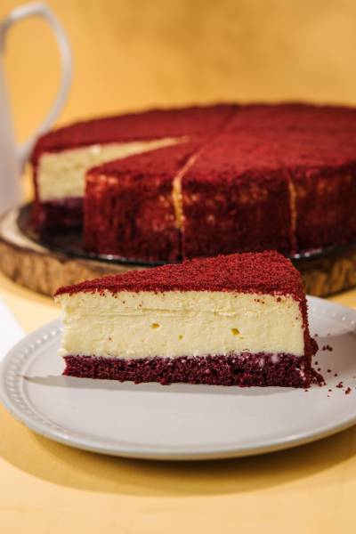 Red Velvet Cheese Slice Cake