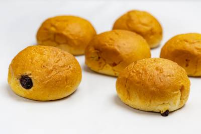 Raisin Soft Roll