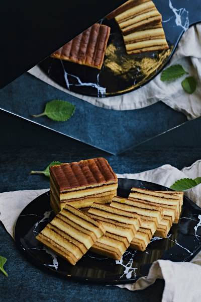 Premium Horlick Cheese Layer Cake