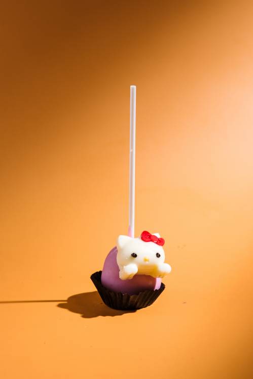 Hello Kitty Cake Pop