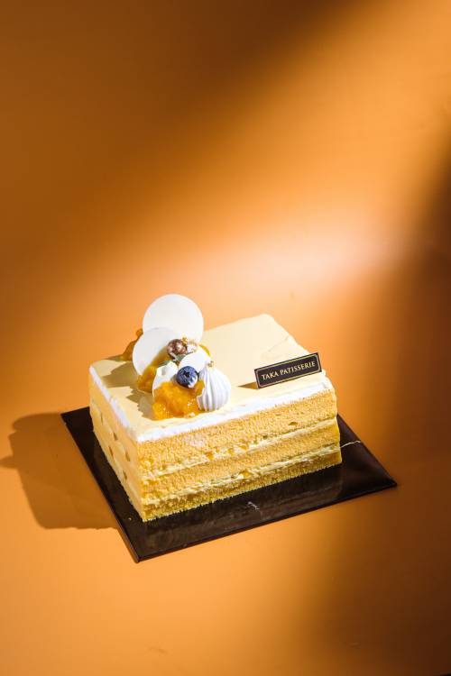 Mango Delight Set Cake