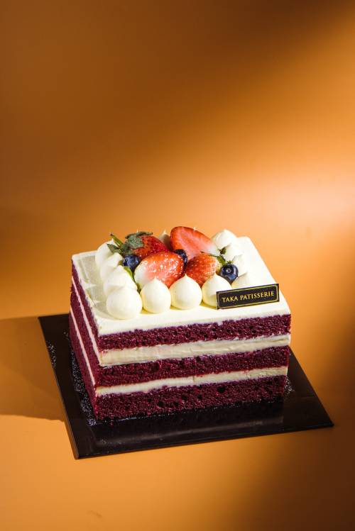 Red Velvet Set Cake