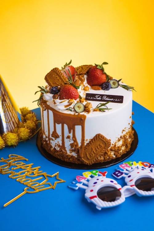 Biscoff Lotus Ice Cream Cake