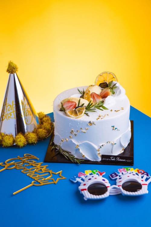 Vanilla Ice Cream Cake