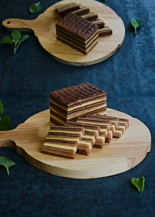 Premium Blueberry Cheese Layer Cake